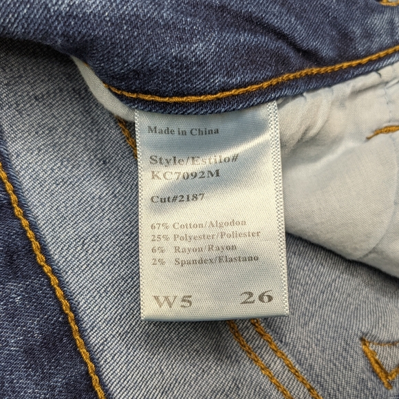 KanCan Mid Rise Medium Wash Skinny Jeans 26 EUC - Picture 7 of 8